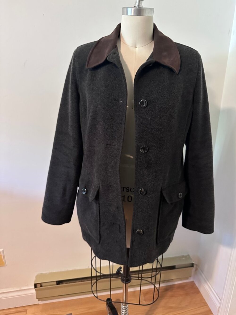 L.L.Bean Women’s Wool Blend Chore Coat Brown Collar – Medium
